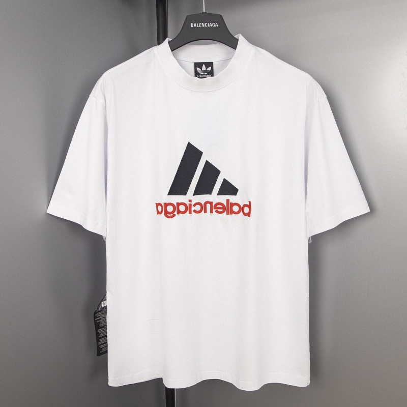 Ba*len*cia*ga t-shirts
